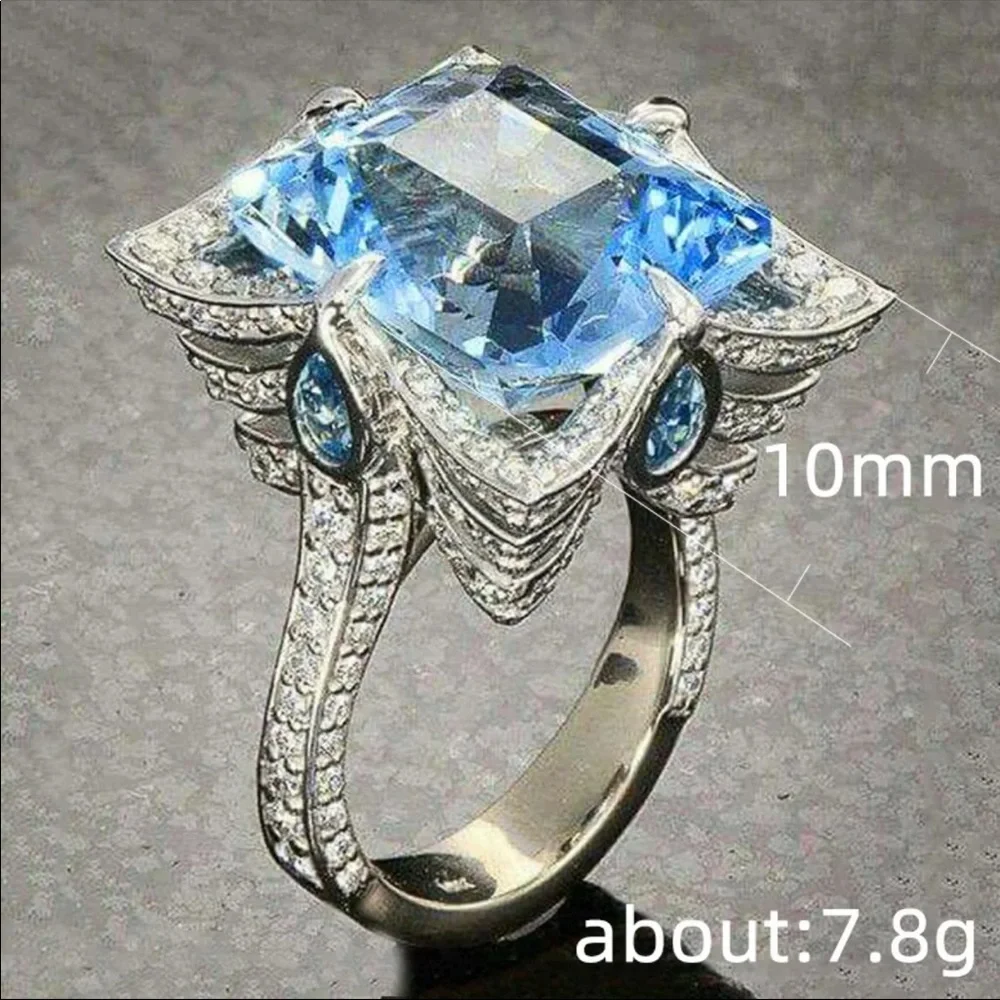 New Women’s Luxurious 925 Silver Sapphire Ring - Picture 2 of 2